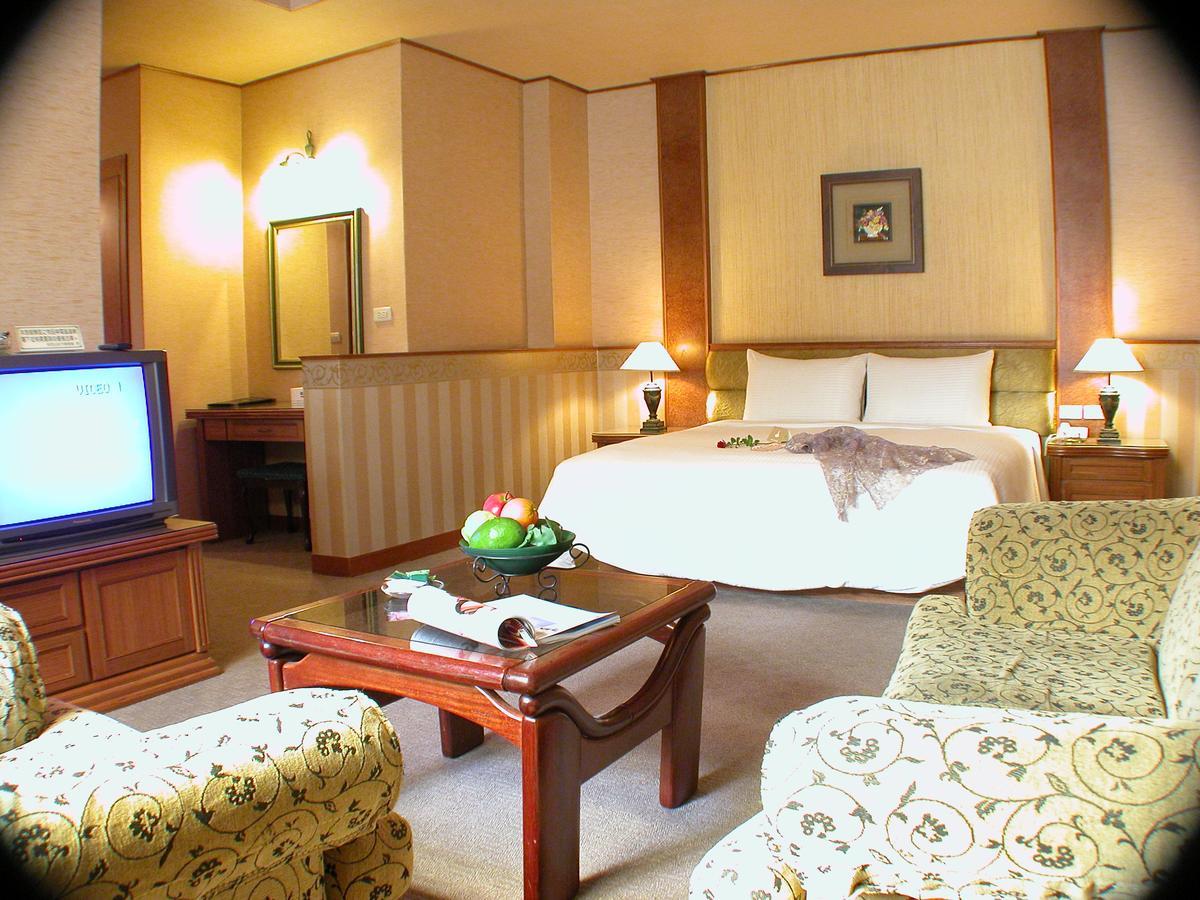 Park Motel Jiayi Zewnętrze zdjęcie